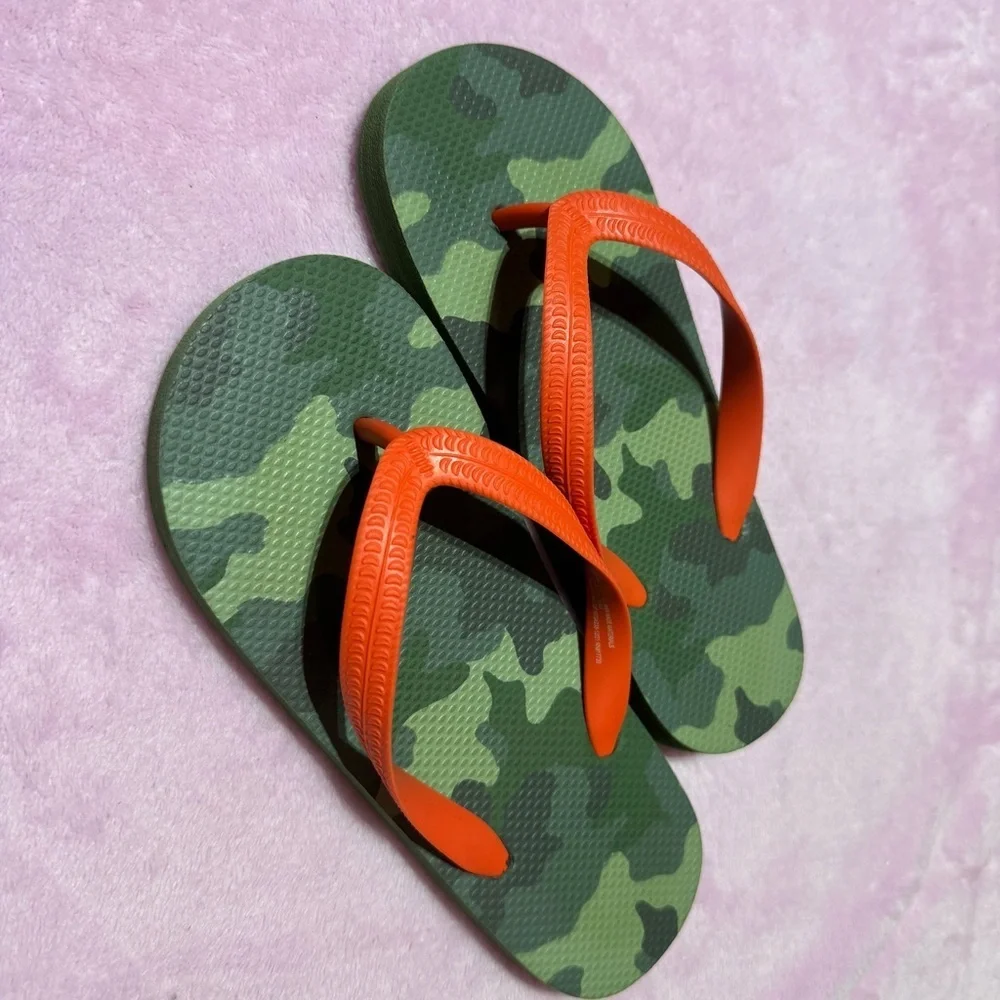 Boys size 13/1 | Camo sandals | cat & Jack brand